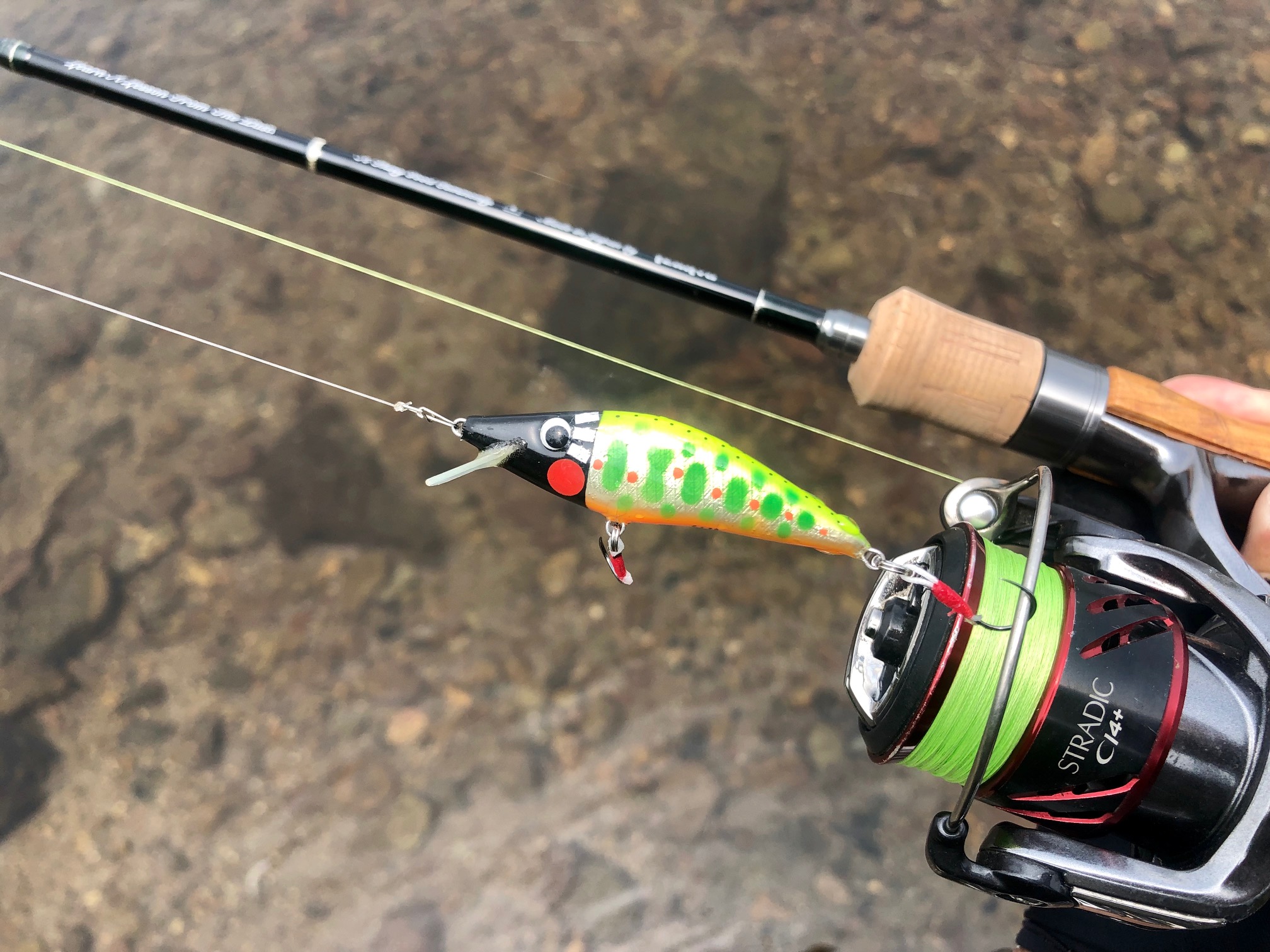 本流尺アマゴ33㎝！スプーンとミノーと｢ゆらぁ｣について – 渓流ルアー